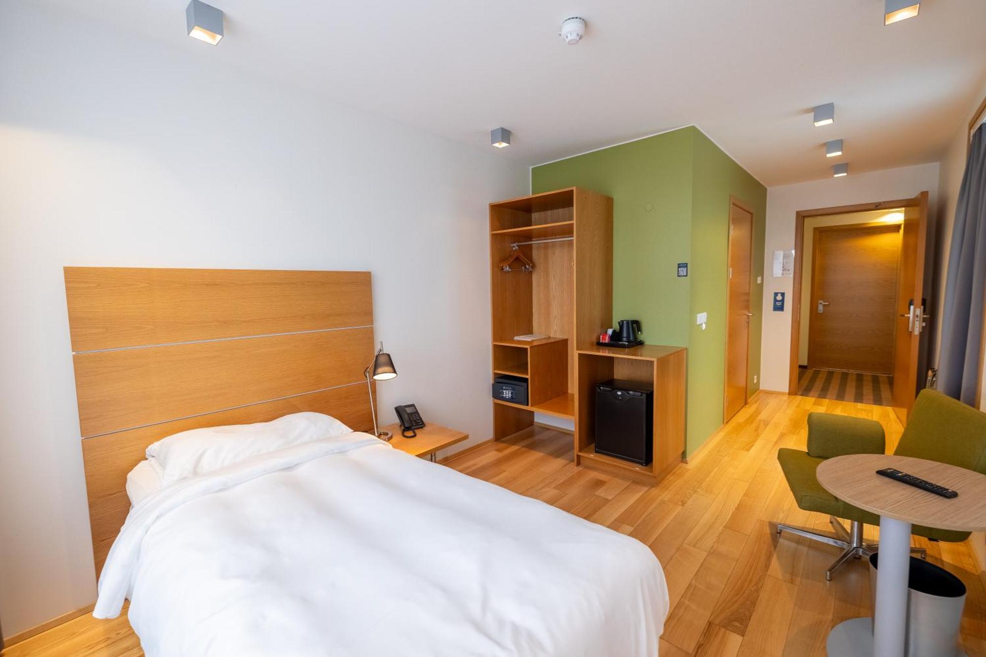 Park Inn By Radisson Reykjavik Keflavik Airport מראה חיצוני תמונה